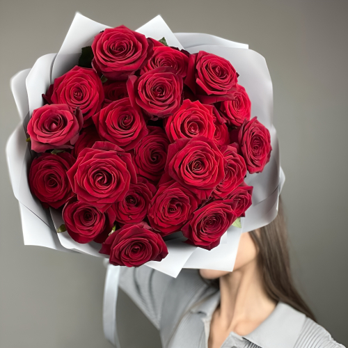 «Королевский бархат» – 25 роскошных красных роз из Эквадора  Нефтегорск Челябинская область