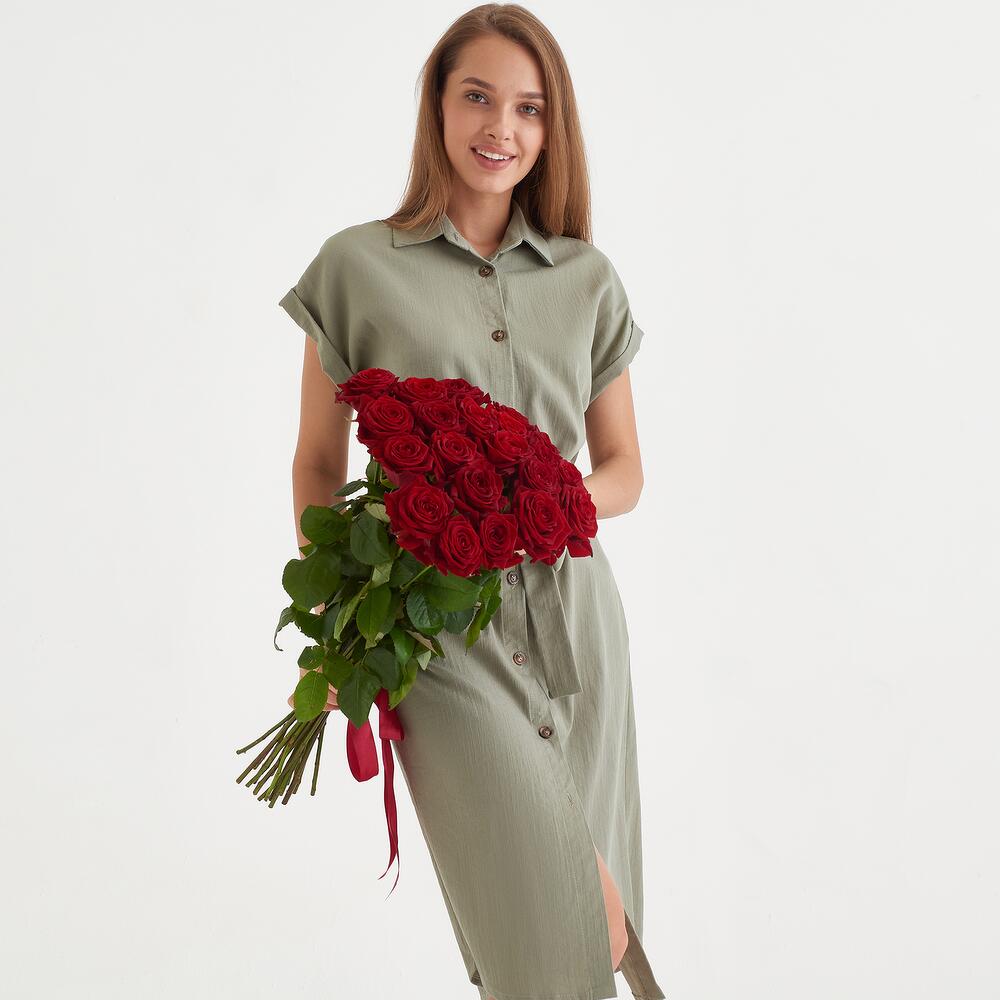 Роскошный букет из 21 красной розы – воплощение искренних чувств Нефтегорск Челябинская область