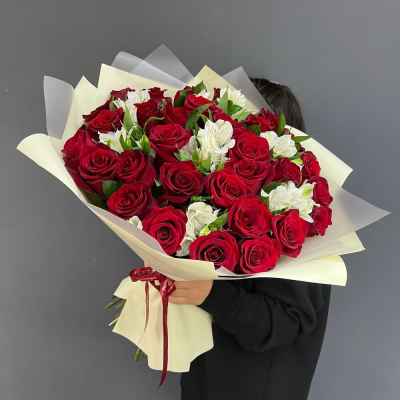 Букет «Танец любви» – гармония страсти и нежности в каждом лепестке Нефтегорск Челябинская область