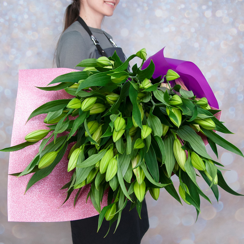 Изысканный букет из 15 свежих лилий – королевский подарок Нефтегорск Челябинская область