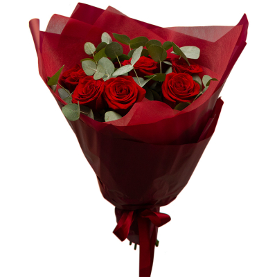 Букет из 9 красных роз с эвкалиптом – классика любви и нежности Нефтегорск Челябинская область