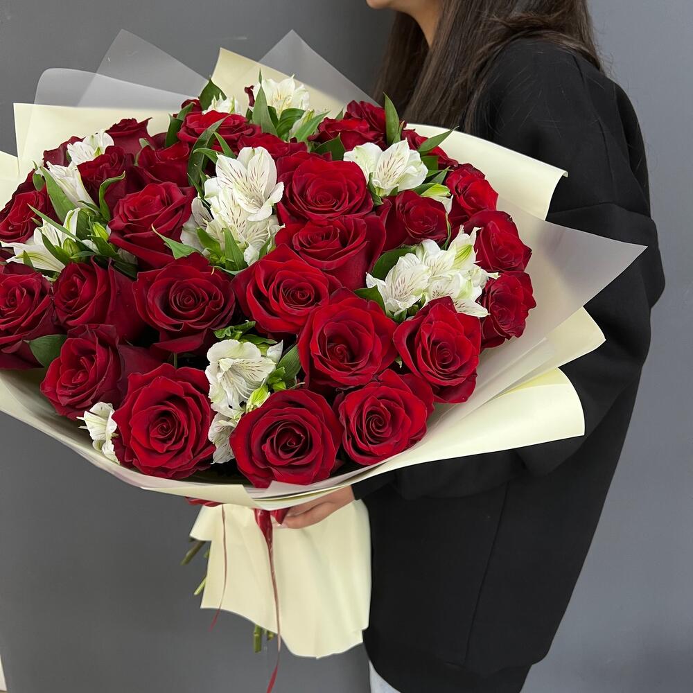 Букет «Танец любви» – гармония страсти и нежности в каждом лепестке Нефтегорск Челябинская область