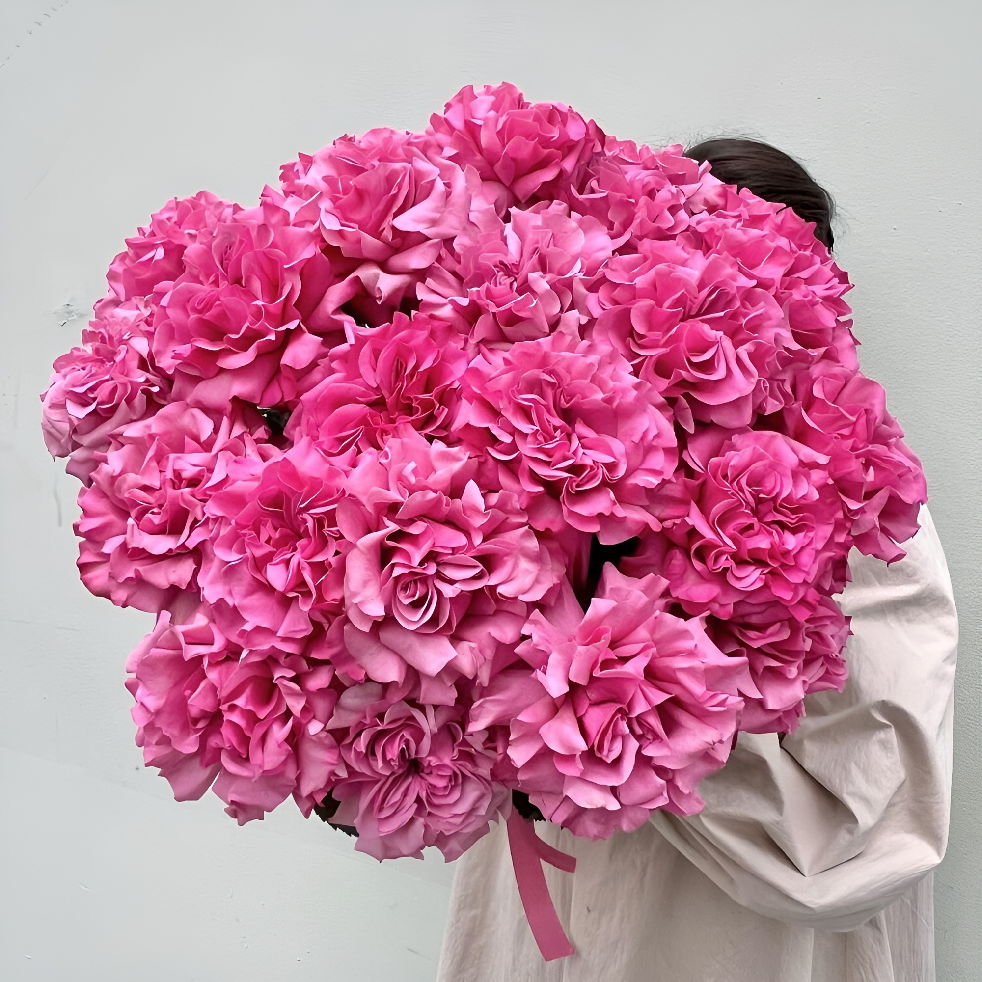 Роскошный букет из пионовидных роз – королевский подарок Нефтегорск Челябинская область