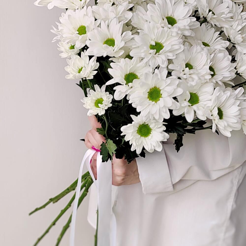 Букет «Ромашка» – 9 белоснежных хризантем в деревенском стиле Нефтегорск Челябинская область