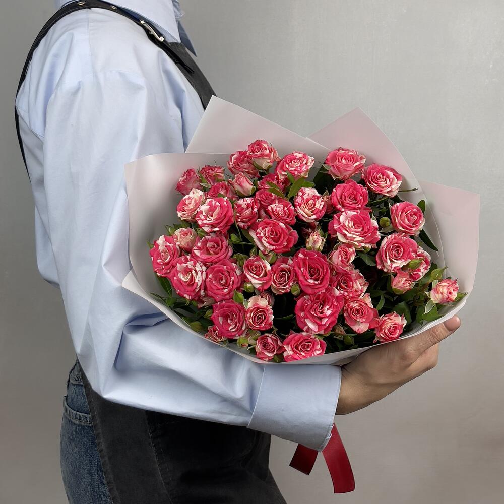 Букет «Фейерверк» – 9 пышных кустовых роз в огненной палитре Нефтегорск Челябинская область