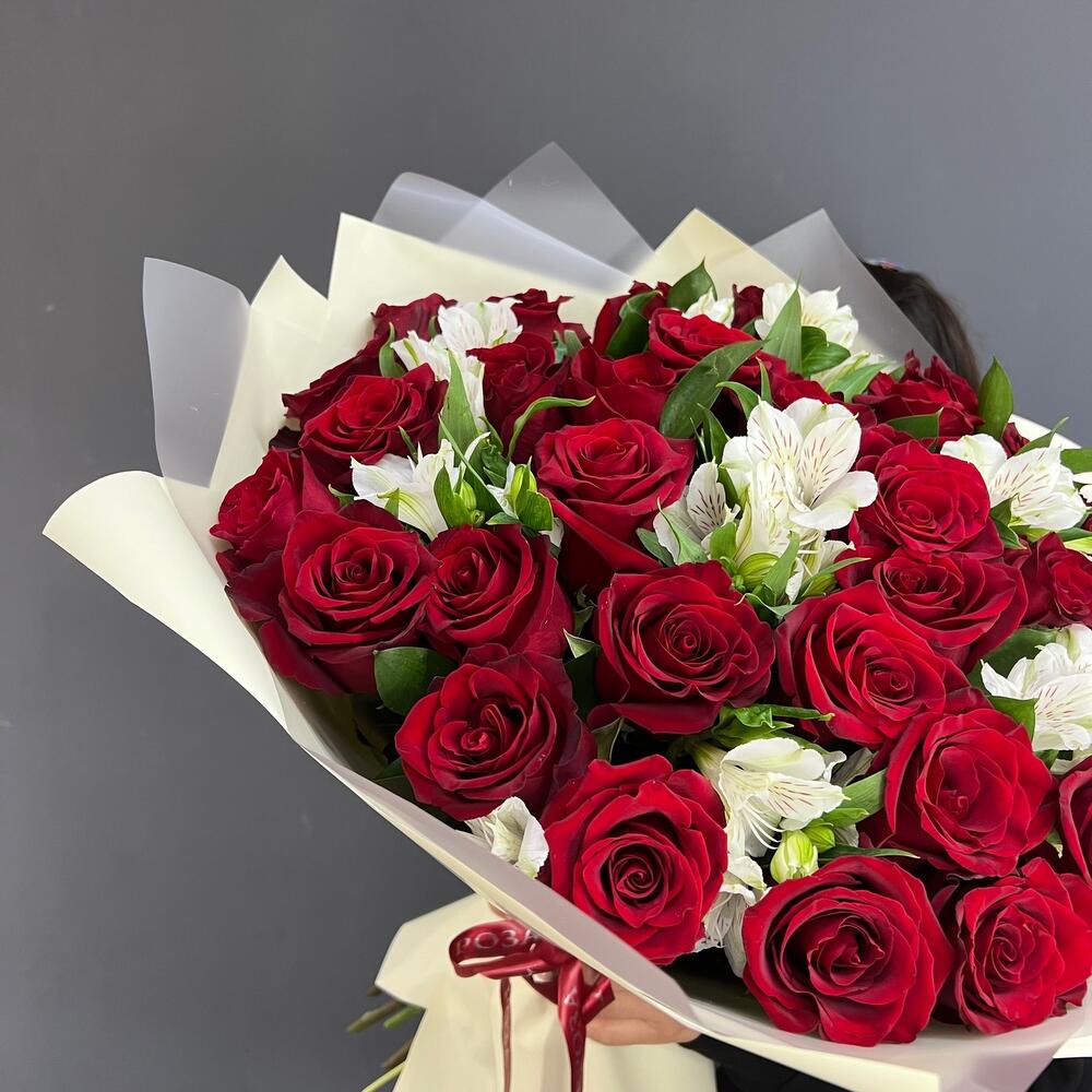 Букет «Танец любви» – гармония страсти и нежности в каждом лепестке Нефтегорск Челябинская область