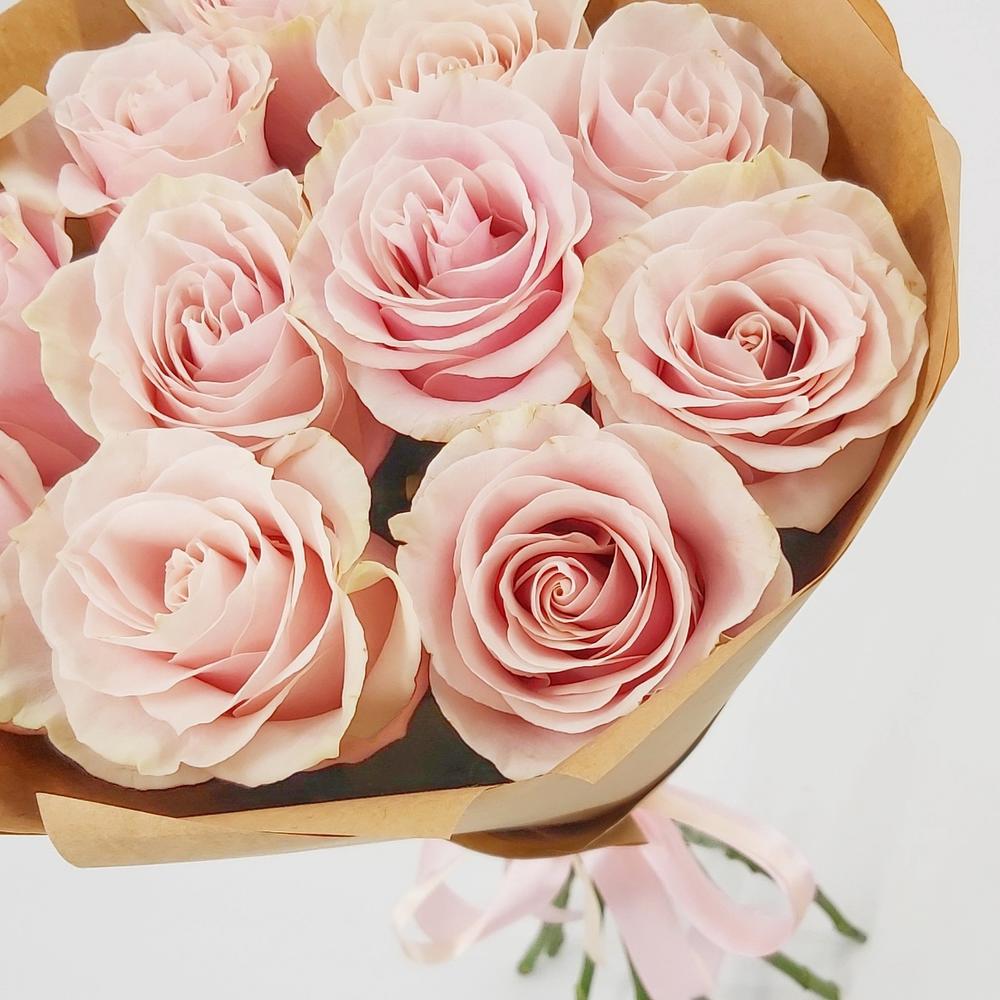 Букет из 11 розовых роз – нежность в каждом лепестке Нефтегорск Челябинская область