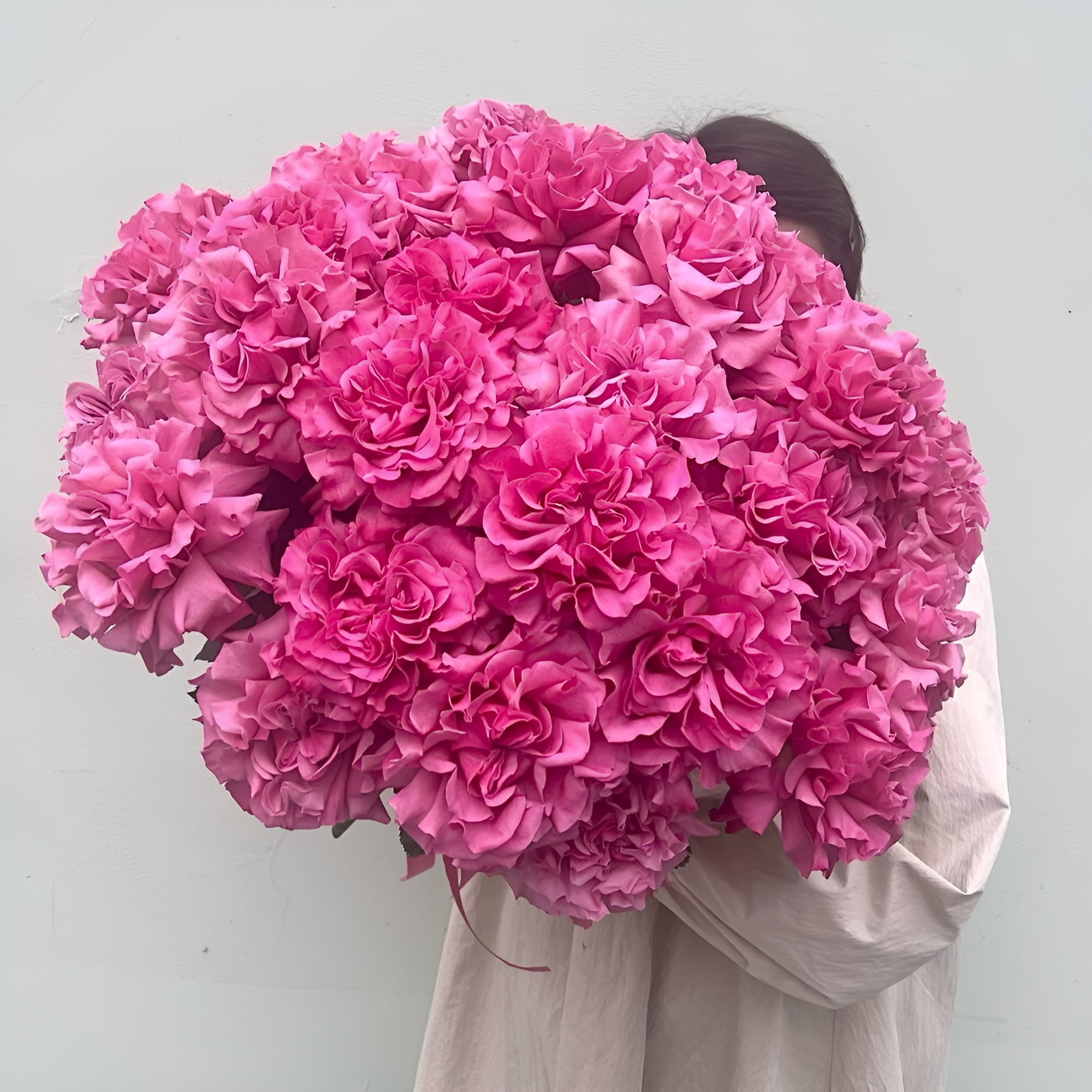 Роскошный букет из пионовидных роз – королевский подарок Нефтегорск Челябинская область