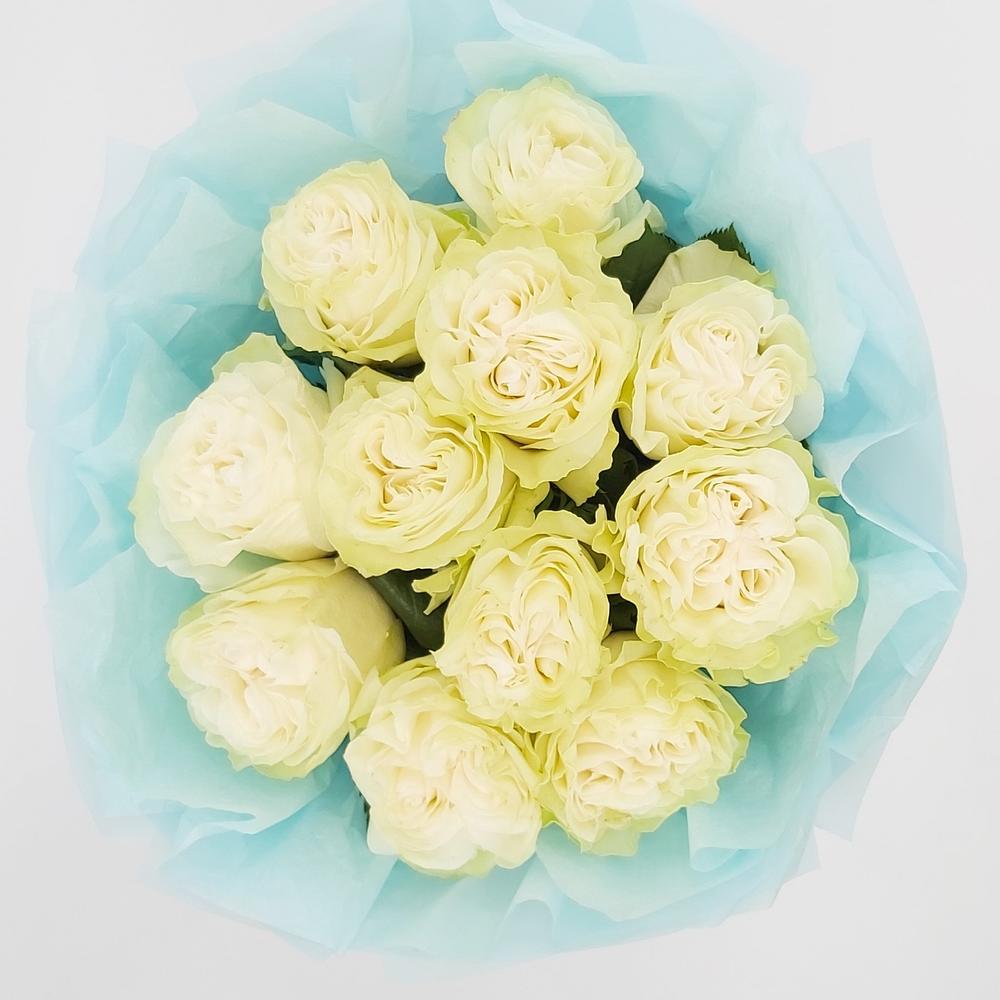 Букет «Кружевное облачко» – 11 белоснежных роз в нежной упаковке Нефтегорск Челябинская область