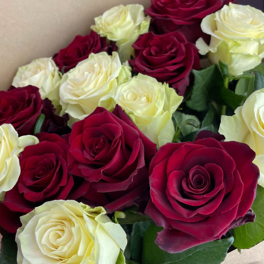 Букет «Инь-Ян» – гармония страсти и чистоты Нефтегорск Челябинская область